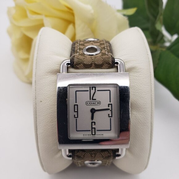 Vtg Coach Tank Watch Swiss Quartz Stainless Water Resistant Signature “C” Band - Picture 13 of 16